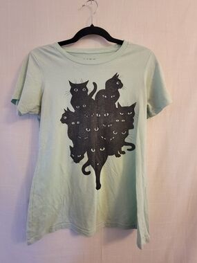 RISE & FALL Cat Graphic Tee in Green Size Large